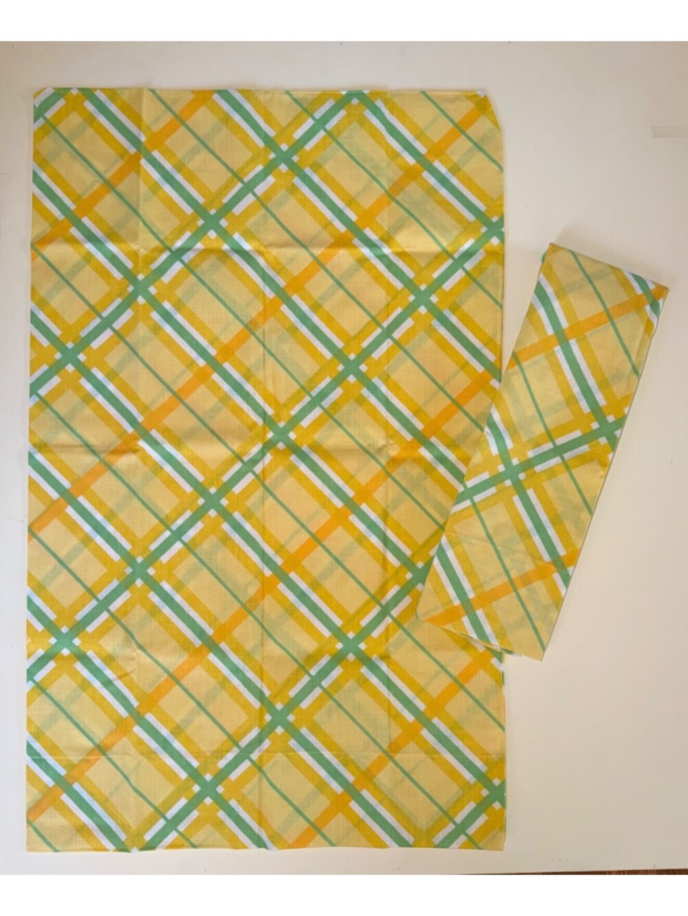 70s Vintage Marlborough Lemon Lime Yellow Green Plaid Pillowcases NWOT New